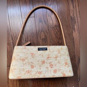 Purse with floral design